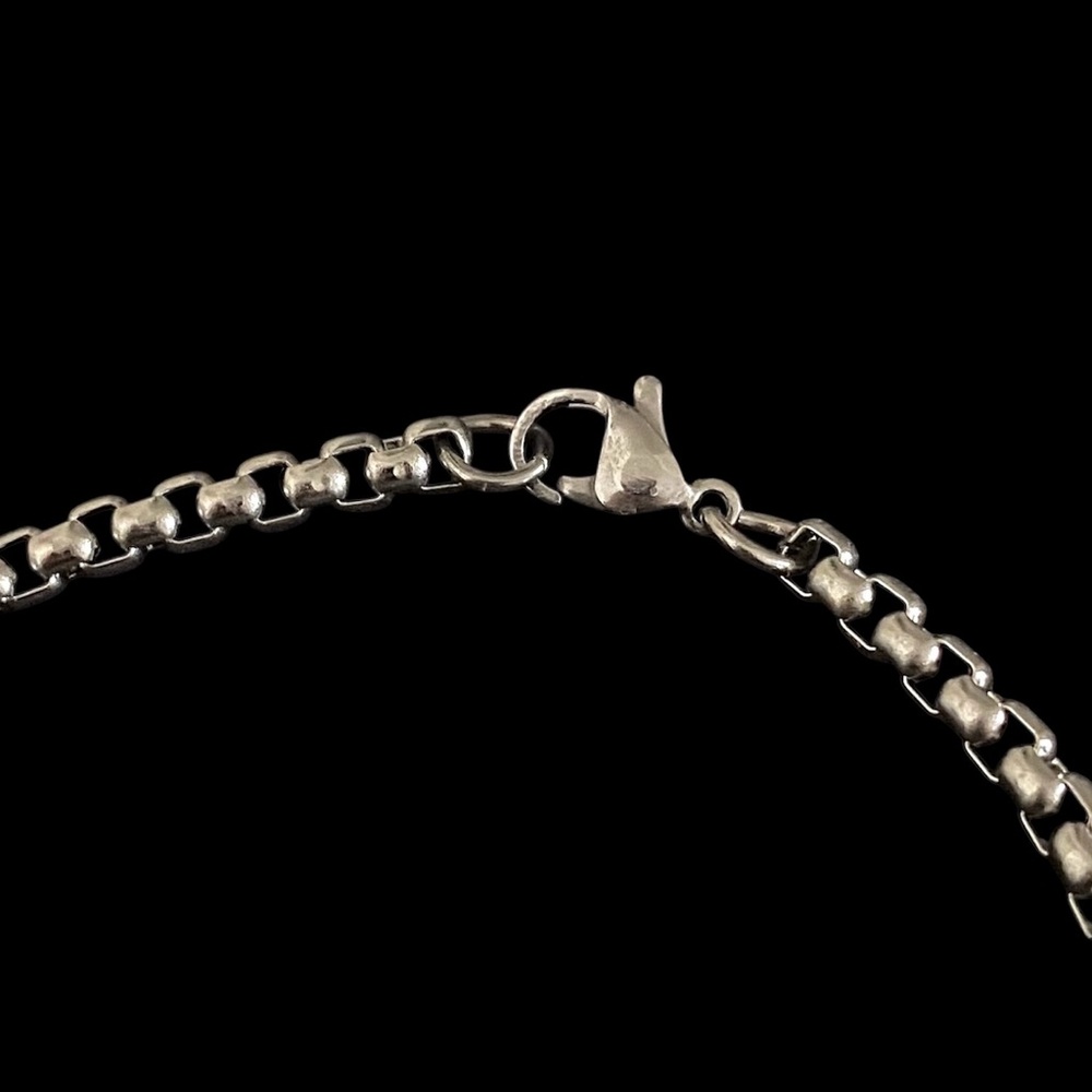 Box chain Stainless Steel 8.3 inch long and 4mm width bracelet - Silver - Picture 5 of 8